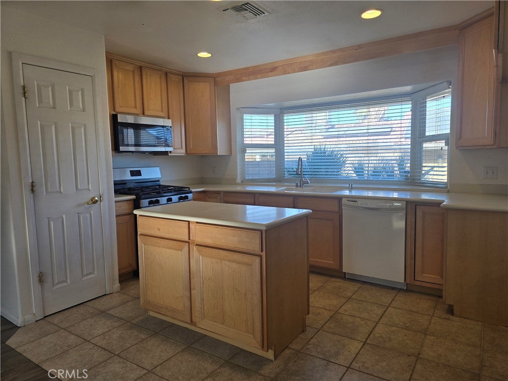 9168 Espada Avenue REAR