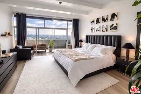 Photo of 1155 N LA CIENEGA #PH3, West Hollywood, CA 90069 (MLS # 26673529)