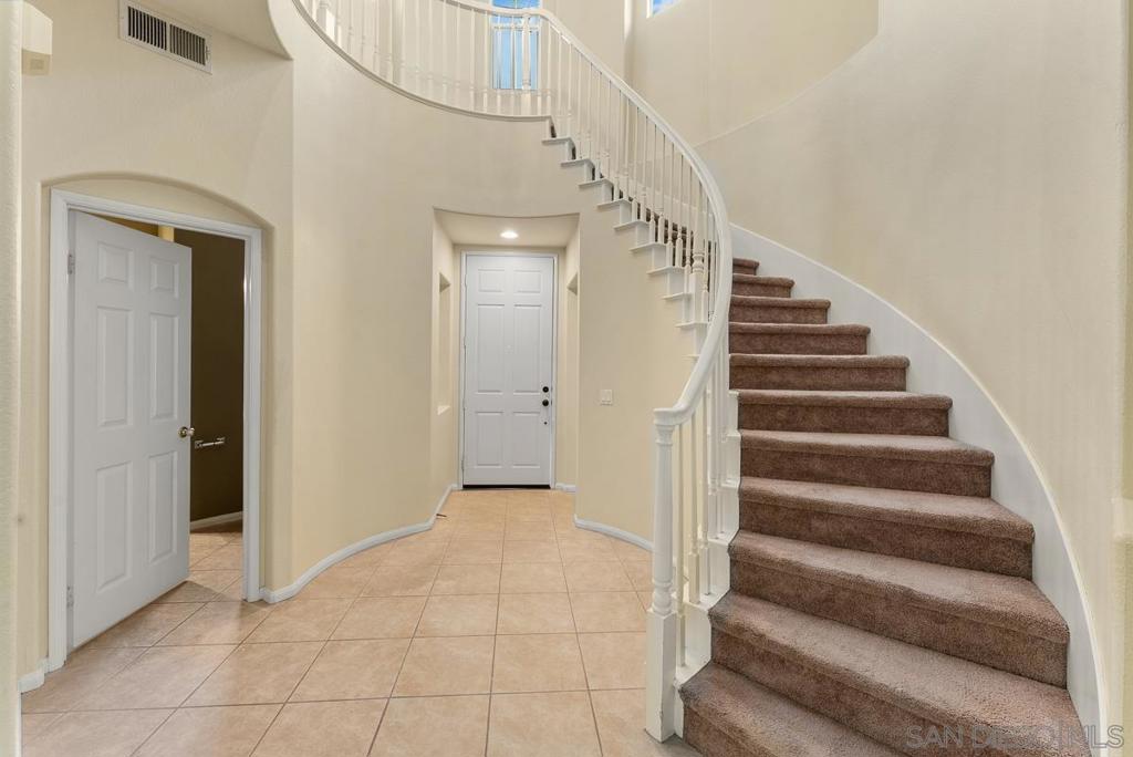 3738 Ruette San Raphael