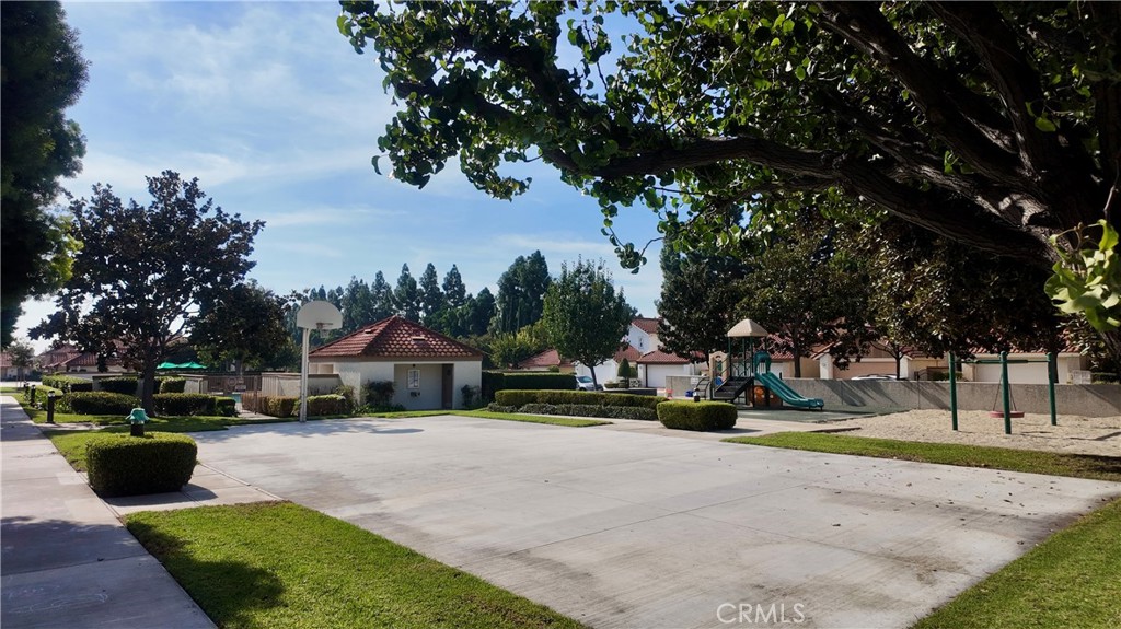 Vista Filare (VF) - Residential Lease