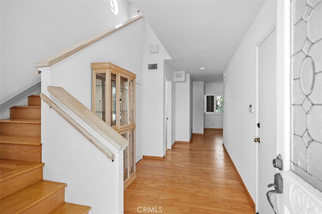 137 W Avenida Cornelio