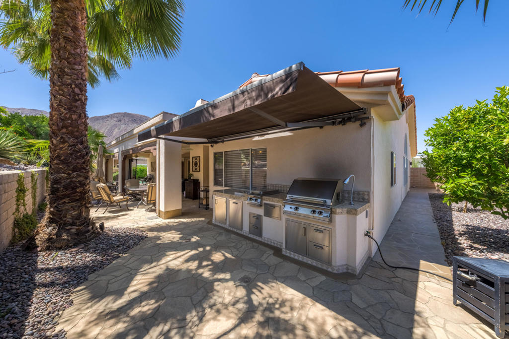 Vista Paseo - Residential