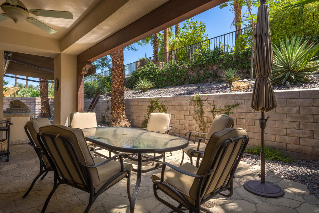 Vista Paseo - Residential