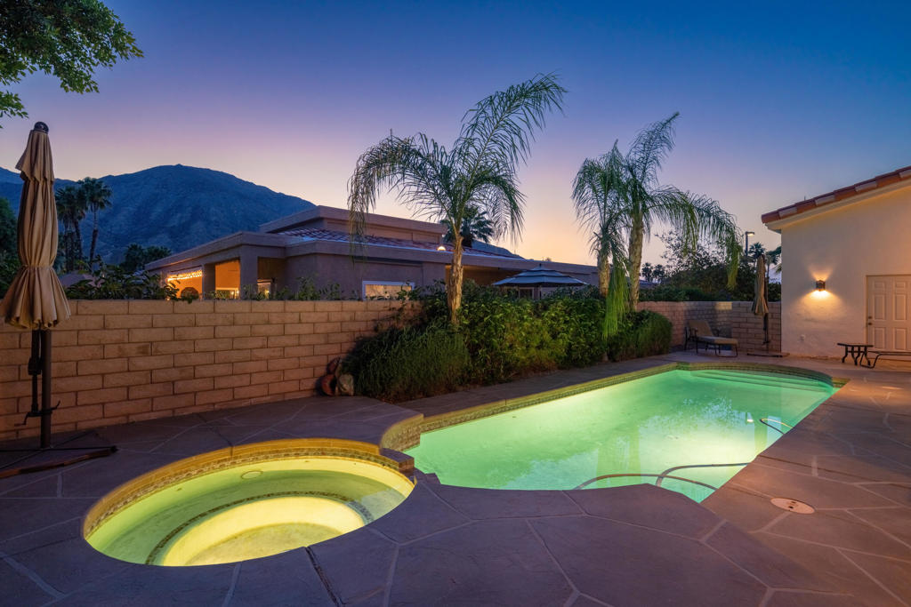 Vista Paseo - Residential