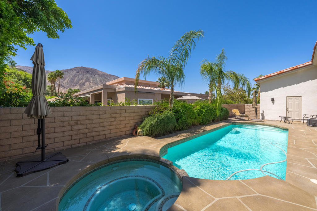 Vista Paseo - Residential