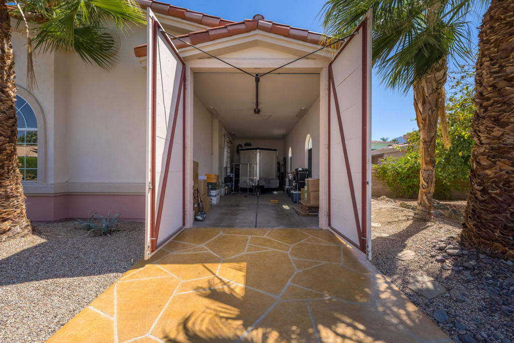 Vista Paseo - Residential