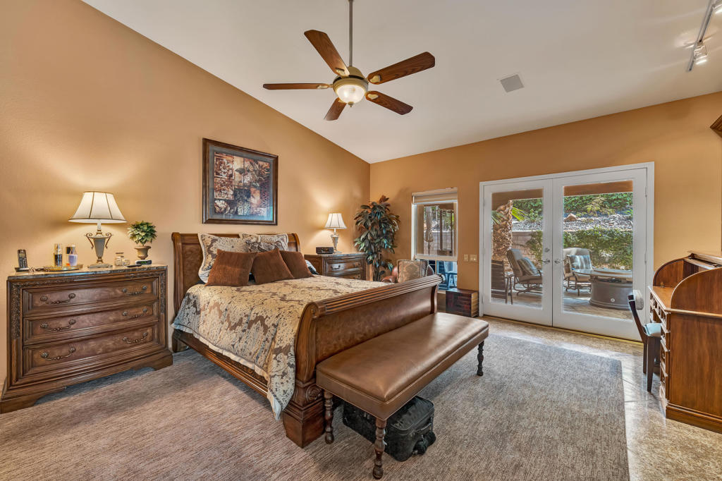 Vista Paseo - Residential