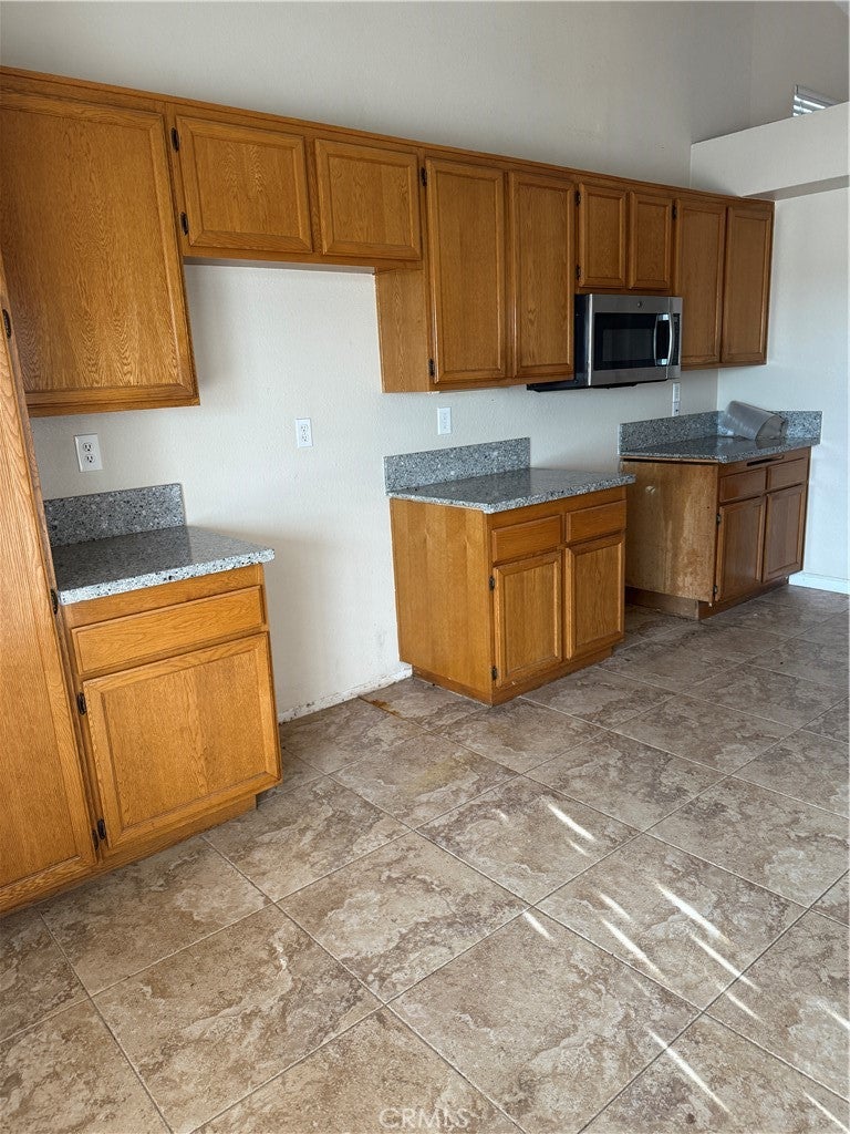 12627 Half Moon Cir