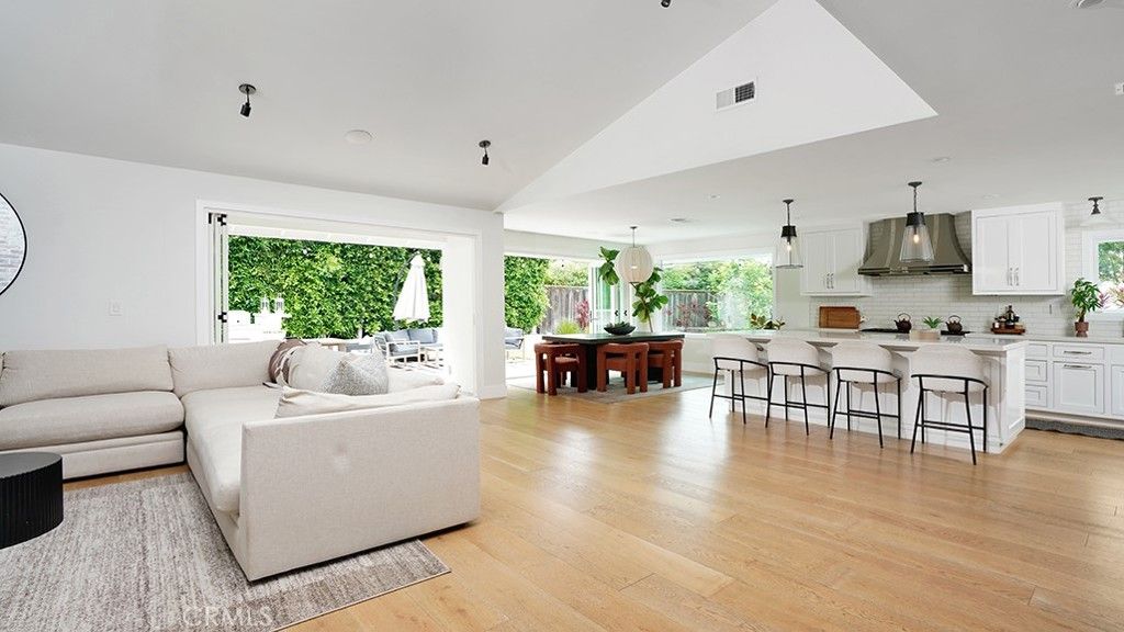 Photo of 1826 Buttonshell Ln, Newport Beach, CA 92660 (MLS # NP26086025)