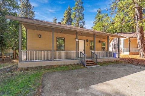 Photo of 2600 Whispering Pines Drive, Running Springs, CA 92382 (MLS # HD26221008)