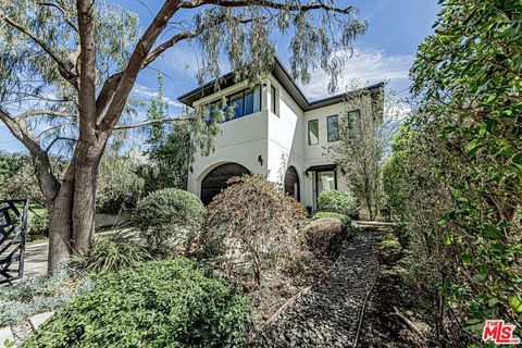 310 N Lucerne Boulevard Los Angeles CA 90004