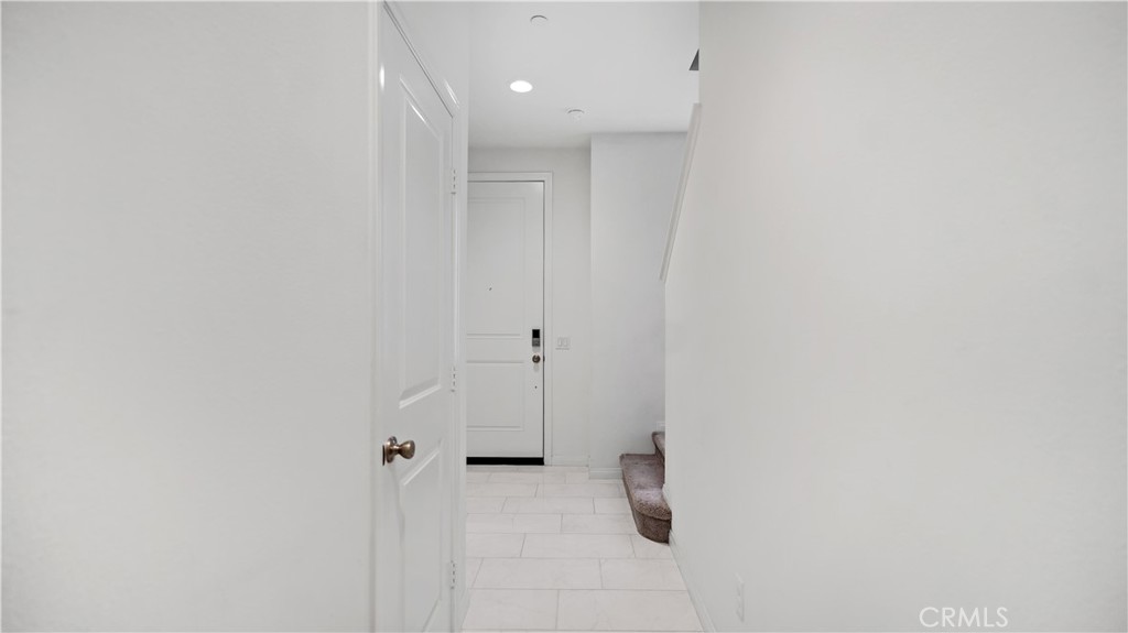 6991 Cottonwood Lane