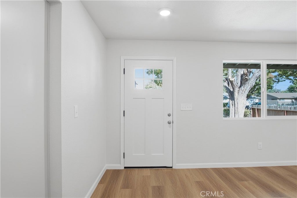 832 W 9th