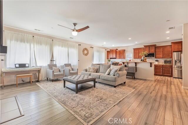 73909 Mondrian Place