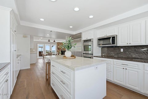 Tiny photo for 585 Otero Court, Camarillo, CA 93010 (MLS # V1-37370)
