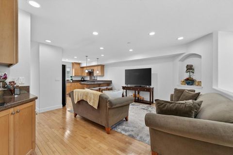 Photo of 951 S Wolfe Road, Sunnyvale, CA 94086 (MLS # ML82042049)