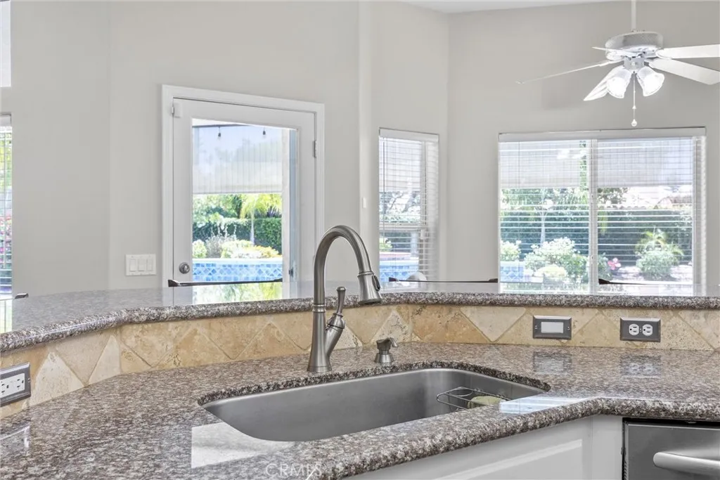 Bakersfield, California 93308, United States, 4 Bedrooms Bedrooms, ,2 BathroomsBathrooms,Residential,Active,164611