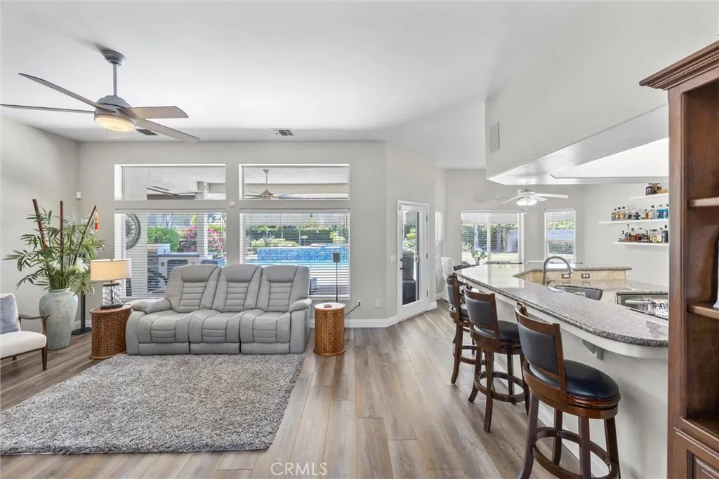 Bakersfield, California 93308, United States, 4 Bedrooms Bedrooms, ,2 BathroomsBathrooms,Residential,Active,164611