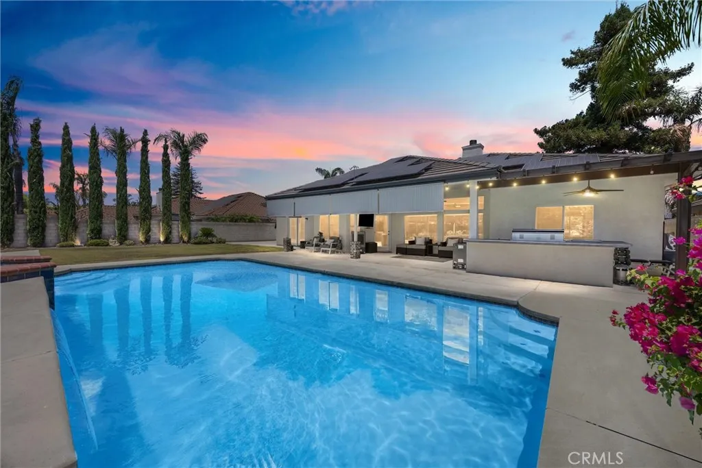 Bakersfield, California 93308, United States, 4 Bedrooms Bedrooms, ,2 BathroomsBathrooms,Residential,Active,164611