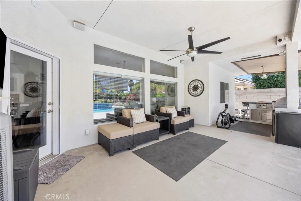 Bakersfield, California 93308, United States, 4 Bedrooms Bedrooms, ,2 BathroomsBathrooms,Residential,Active,164611