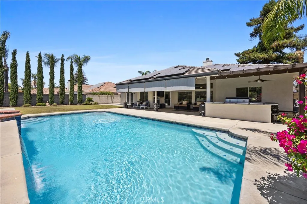 Bakersfield, California 93308, United States, 4 Bedrooms Bedrooms, ,2 BathroomsBathrooms,Residential,Active,164611