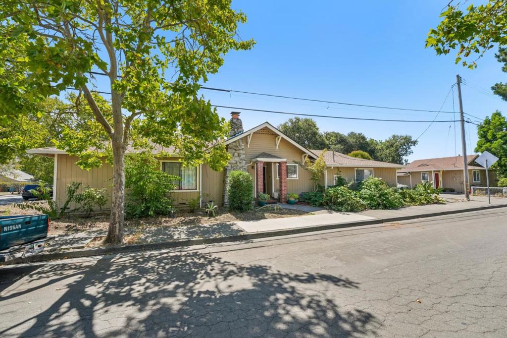 1001 Temple Avenue