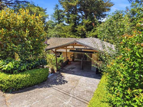 Photo of 7020 Saroni Drive, Oakland, CA 94611 (MLS # ML82052364)
