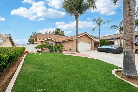 Photo of 10742 Jeri Dr, Riverside, CA 92505 (MLS # OC25241389) Photo of 10742 Jeri Dr, Riverside, CA 92505 (MLS # OC25241389)