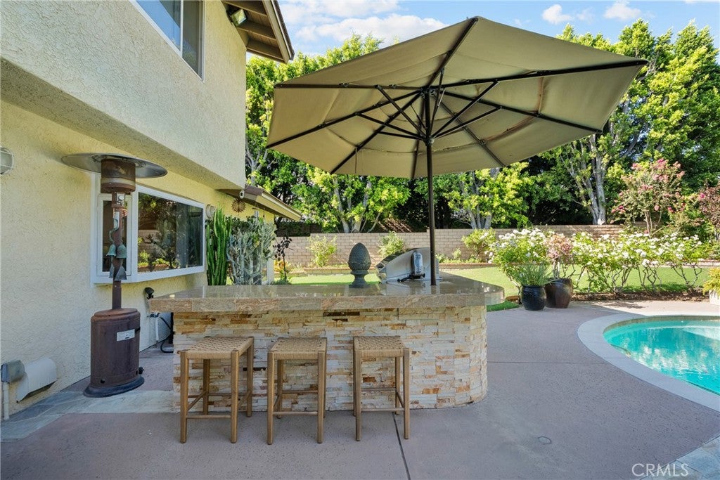 10216 Melvin Ave, Northridge, CA, 91324, USA, 4 Bedrooms Bedrooms, ,3 BathroomsBathrooms,Residential,Pending,10216 Melvin Ave,SR26141947