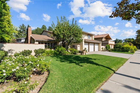 Photo of 10216 Melvin AVE, Northridge, CA 91324 (MLS # SR26141947)
