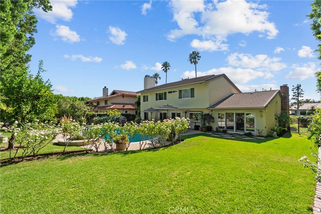 10216 Melvin Ave, Northridge, CA, 91324, USA, 4 Bedrooms Bedrooms, ,3 BathroomsBathrooms,Residential,Pending,10216 Melvin Ave,SR26141947