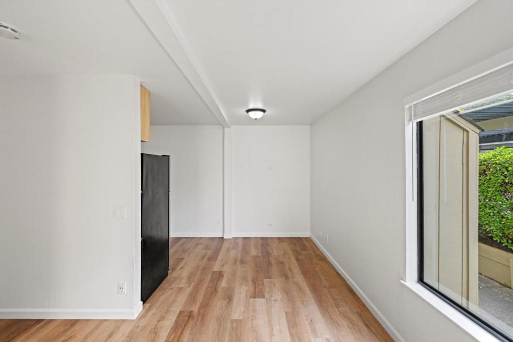 Properties 3 820 Casanova Avenue 123