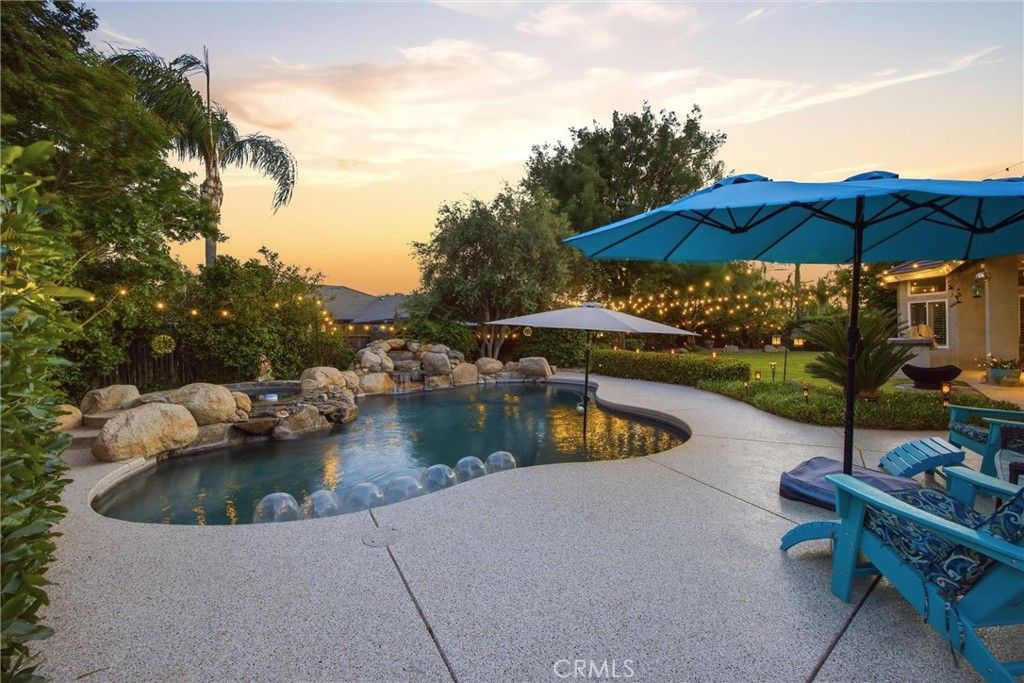 Photo of 14005 Austin Creek Avenue, Bakersfield, CA 93314 (MLS # SR26111308)
