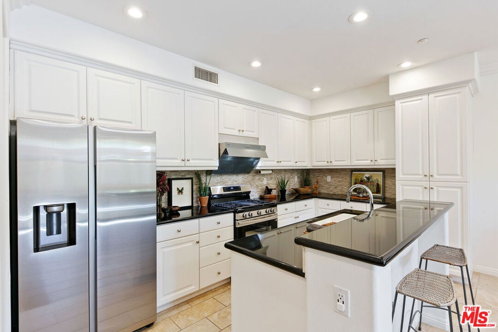 1572 Silver Shadow Drive