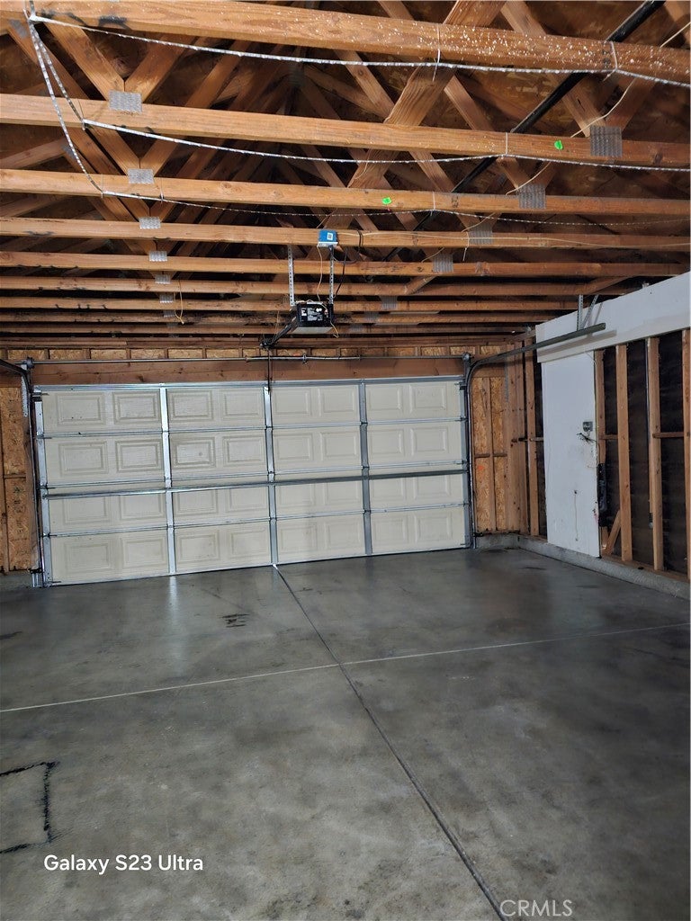 15333 Ross