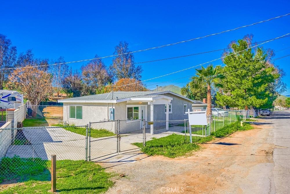 5510 Bushnell Avenue