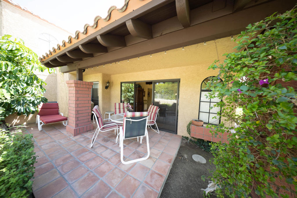 2345 S Cherokee Way 127