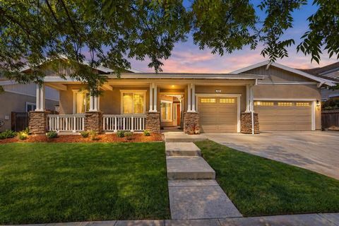Photo of 2845 Bresso Court, Livermore, CA 94550 (MLS # ML82044743)