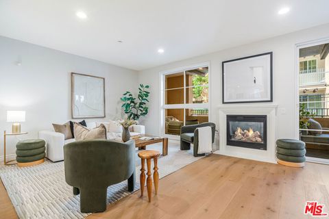 Photo of 13031 Villosa Place #102, Playa Vista, CA 90094 (MLS # 25610075) Photo of 13031 Villosa Place #102, Playa Vista, CA 90094 (MLS # 25610075)
