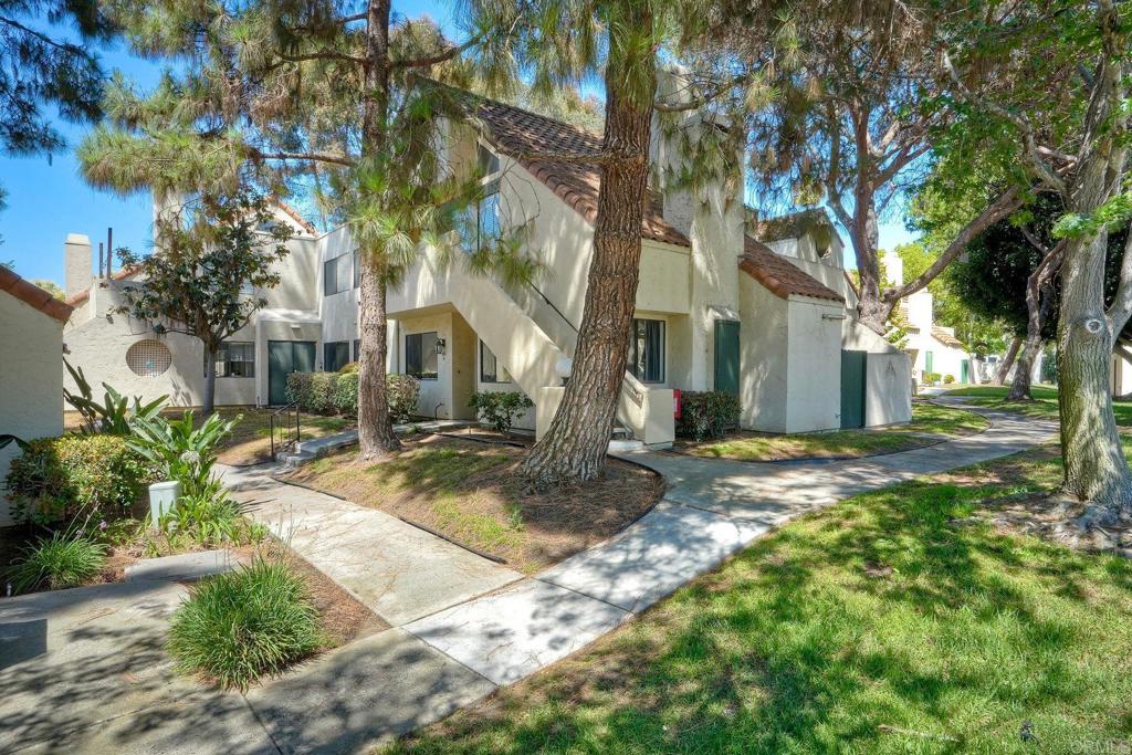 Welcome home to this beautiful 3 bed, 2 bath condo in the heart of Vista! Walk in to this move in ready home and enjoy ample living space with a vaulted ceiling. The kitchen has a large island perfect for cooking and entertaining. The private patio gets plenty of sunlight. The 2 guest bedrooms have plenty of closet space. The primary bedroom has a walk in closet and upgraded walk in shower. Enjoy the tennis courts, pool and spa, and plenty of green space. This unit has a 1 car garage with plenty of storage.