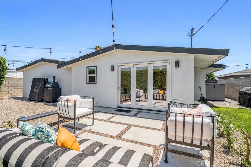 2135 Parsons Street, Costa Mesa CA 92627 - Photo 27