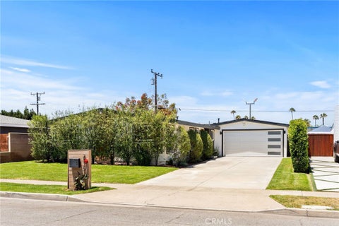 Photo of 2135 Parsons Street, Costa Mesa, CA 92627 (MLS # NP26204735)