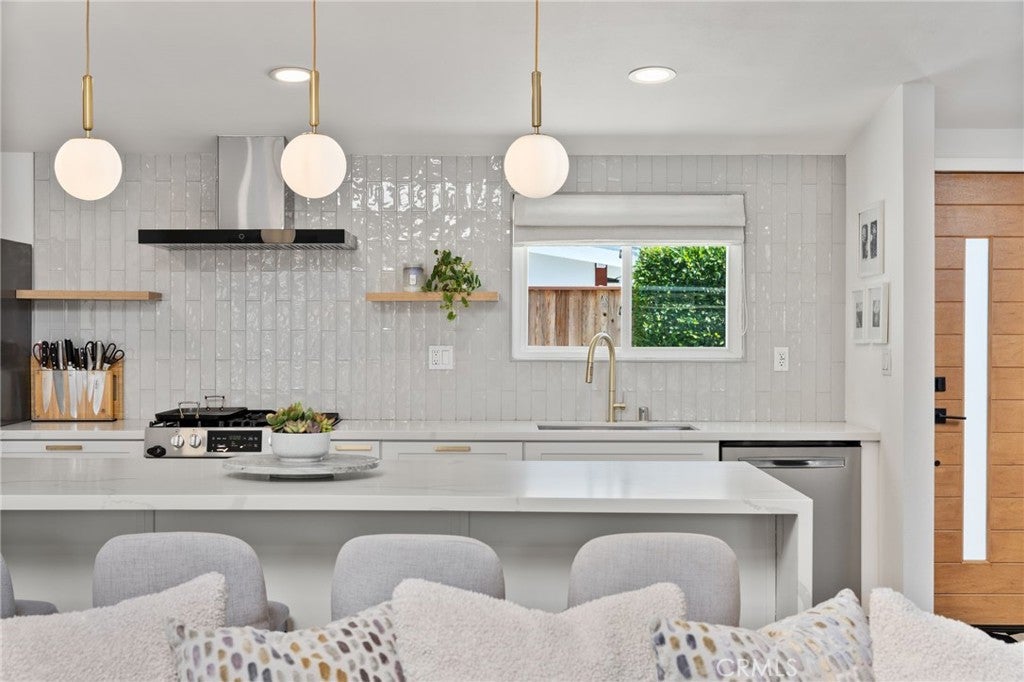 2135 Parsons Street, Costa Mesa CA 92627 - Photo 12