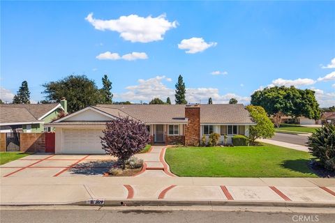2679 N Glenside Orange CA 92865