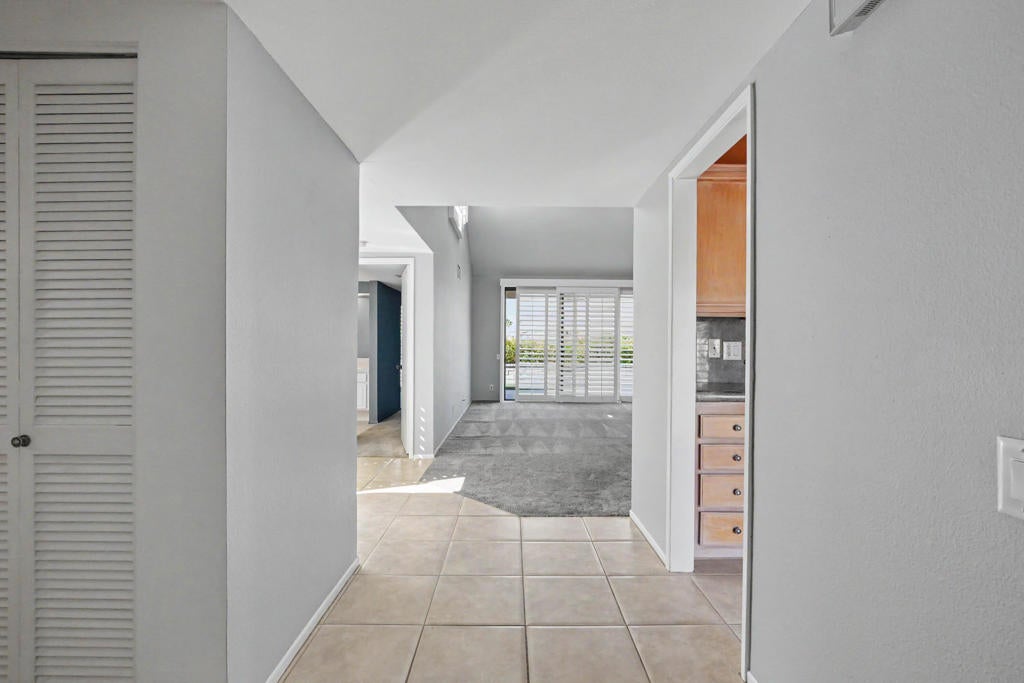 36075 Paseo Circulo W