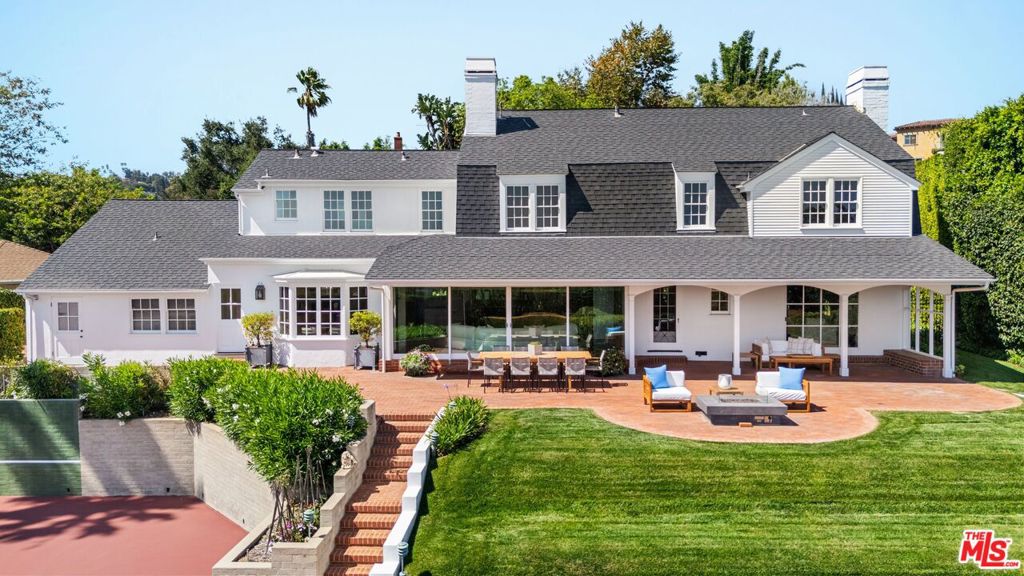 220 Bentley Circle