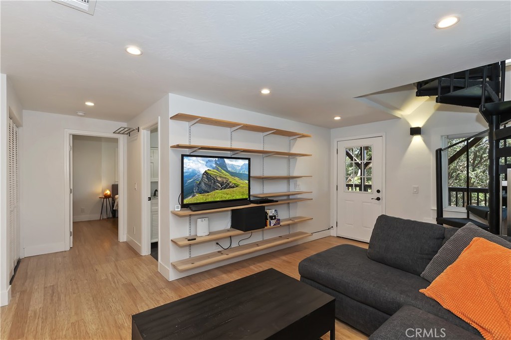 Twin Peaks (TWIN) - Residential