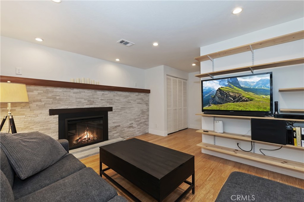 Twin Peaks (TWIN) - Residential