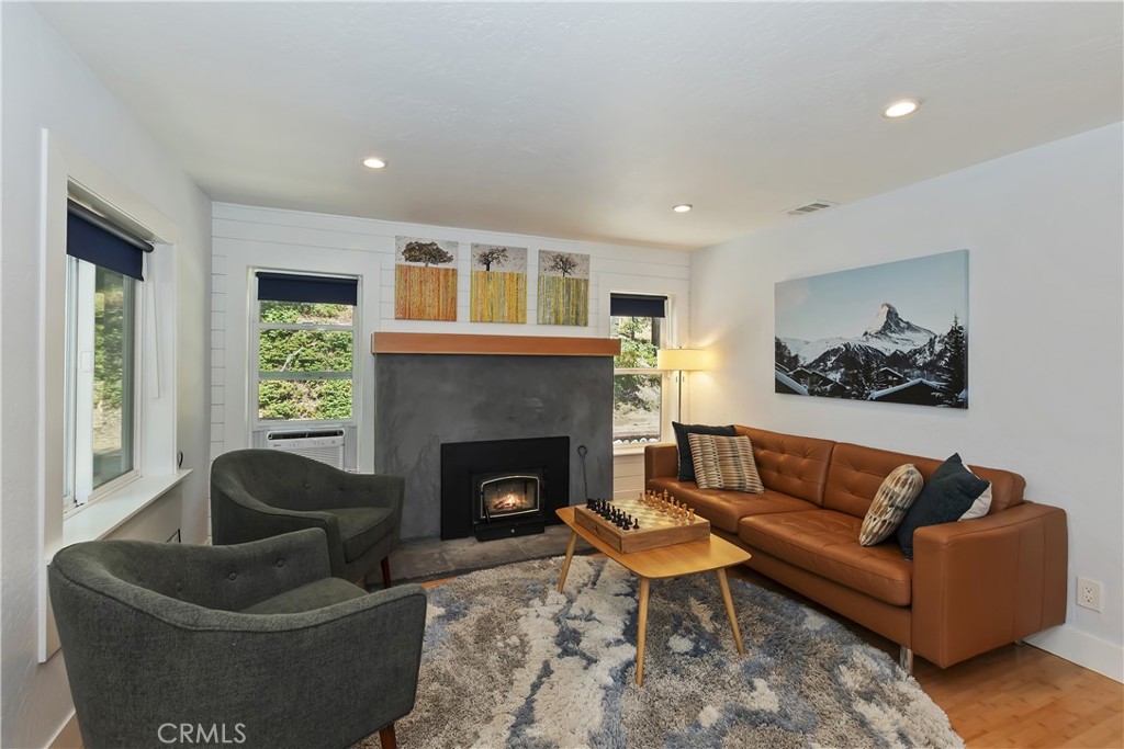 Twin Peaks (TWIN) - Residential