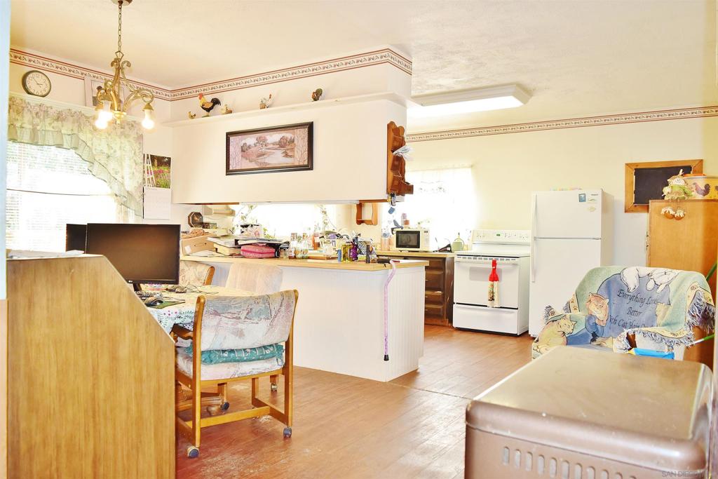 Ramona - Residential